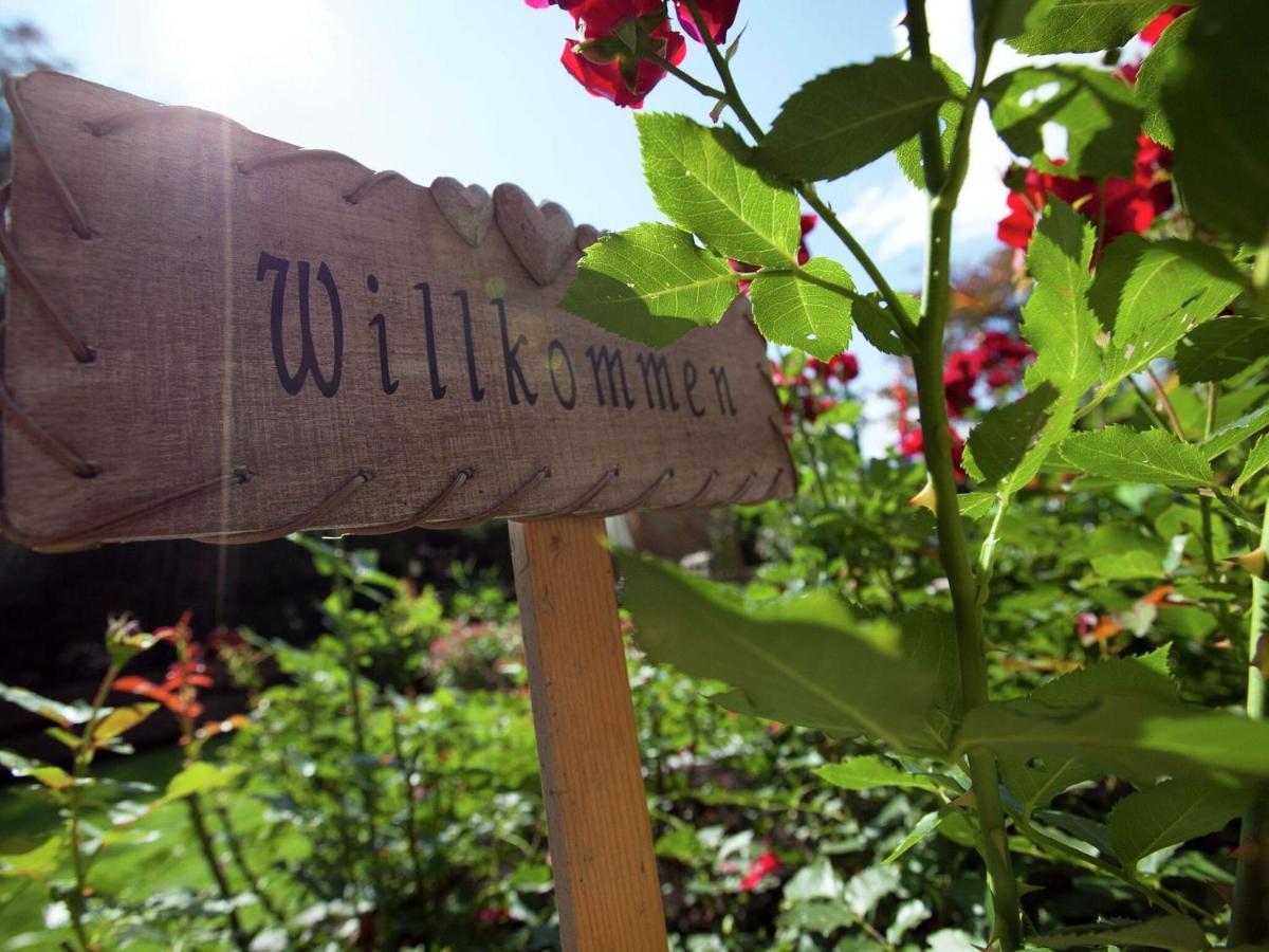 Apartment in Bramberg am Wildkogel with a garden Exterior foto